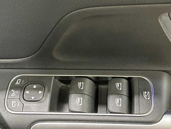 Mercedes-Benz EQA Sport Executive