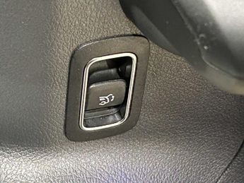 Mercedes-Benz EQA Sport Executive