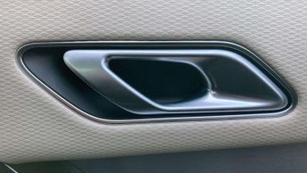 Land Rover Range Rover Velar R-Dynamic SE