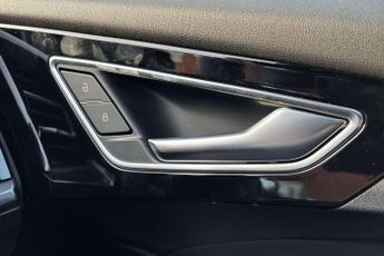 Audi Q4 Black Edition