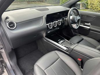 Mercedes-Benz EQA Sport Executive