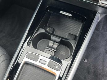 Mercedes-Benz EQA Sport Executive