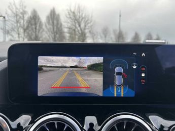 Mercedes-Benz EQA Sport Executive