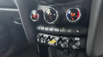 MINI Hatchback Cooper S Level 2