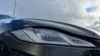 Jaguar F-PACE R-Dynamic Black