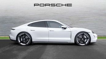 Porsche Taycan 