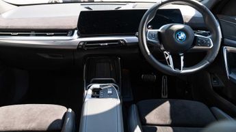 BMW Ix2 M Sport