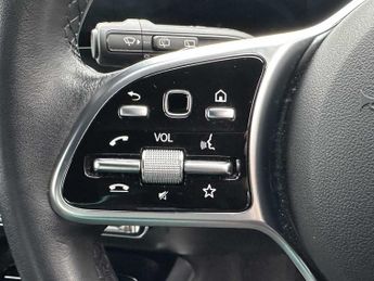 Mercedes-Benz GLA Sport