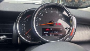 MINI Hatchback Cooper Exclusive