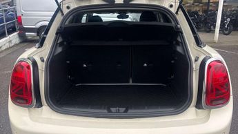 MINI Hatchback Cooper Exclusive