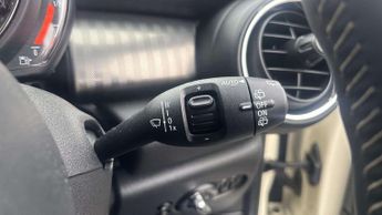 MINI Hatchback Cooper Exclusive