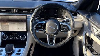 Jaguar F-PACE R-Dynamic SE