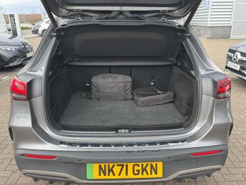 Mercedes-Benz EQA AMG Line