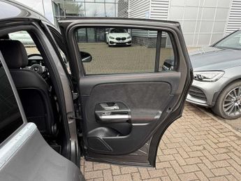 Mercedes-Benz EQA AMG Line