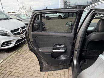 Mercedes-Benz EQA AMG Line