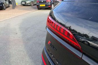 Audi Q7 SQ7 Black Edition