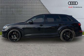 Audi Q7 SQ7 Black Edition