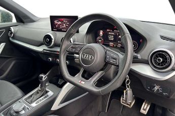 Audi Q2 S Line