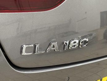 Mercedes-Benz Cla AMG Line