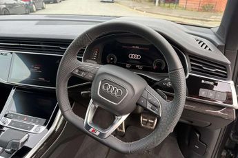 Audi Q7 Black Edition