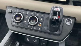 Land Rover Defender XS Edition