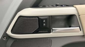 Land Rover Defender XS Edition