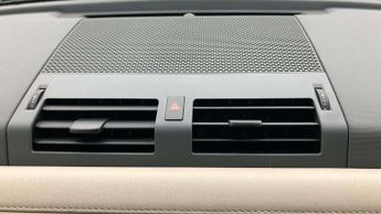 Land Rover Defender XS Edition