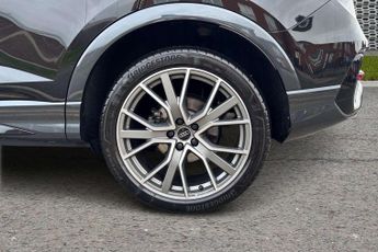 Audi Q3 Black Edition