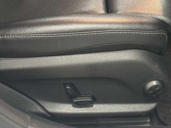 Mercedes-Benz C Class SE