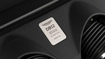 Aston Martin DB12 
