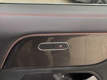 Mercedes-Benz GLA AMG Line