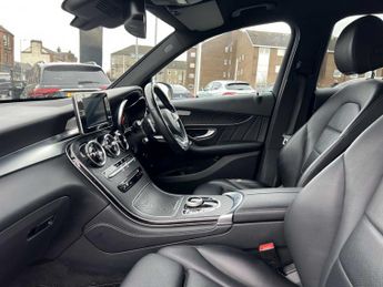 Mercedes-Benz GLC AMG Line