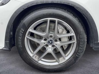 Mercedes-Benz GLC AMG Line