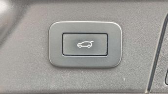 Land Rover Range Rover Velar Dynamic SE