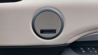 Land Rover Discovery R-Dynamic HSE