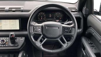 Land Rover Defender X-Dynamic SE