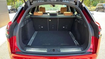 Land Rover Range Rover Velar SE