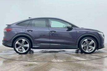 Audi Q4 Black Edition