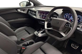 Audi Q4 Black Edition