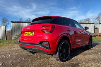Audi Q2 Black Edition