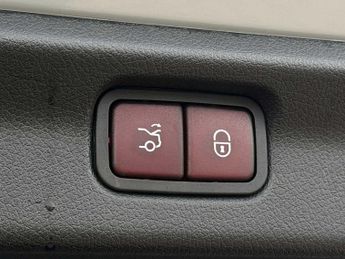 Mercedes-Benz EQE AMG Line