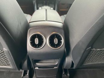 Mercedes-Benz GLA AMG Line