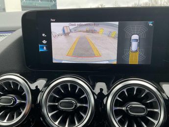 Mercedes-Benz GLA AMG Line