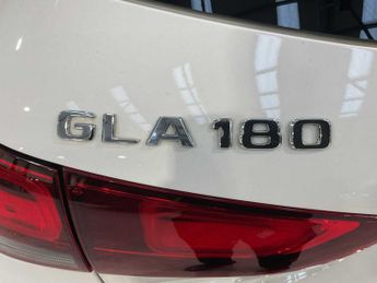 Mercedes-Benz GLA AMG Line
