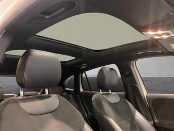 Mercedes-Benz GLA AMG Line