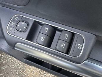 Mercedes-Benz EQA Urban Edition