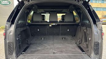 Land Rover Discovery R-Dynamic SE