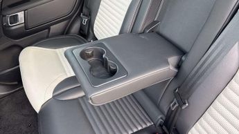 Land Rover Discovery R-Dynamic SE