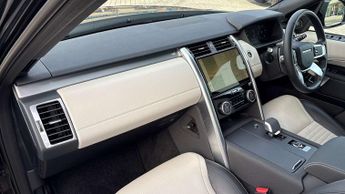 Land Rover Discovery R-Dynamic SE