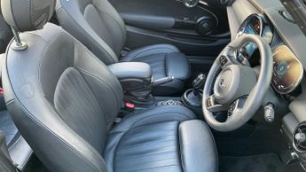 MINI Convertible Cooper S Seaside Edition